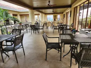 Splendido Taal Country Club