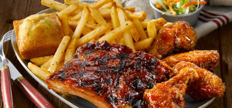 Montana's BBQ & Bar - 17th St