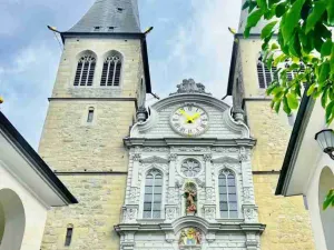 Court Church of St. Leodegar