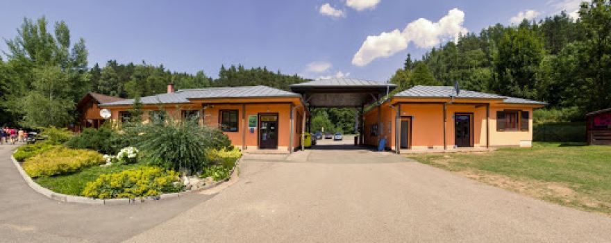 Swimming pool and camping Pecka