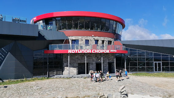 チョポック - ケーブルカーの出発駅