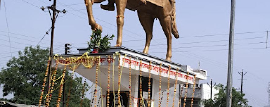 Ahilyadevi Holkar Statue