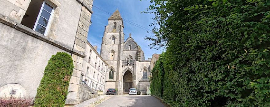 SAINT SEINE L'ABBAYE T.C.