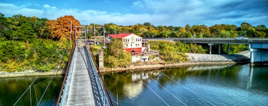 Swinging Bridge Of Warsaw