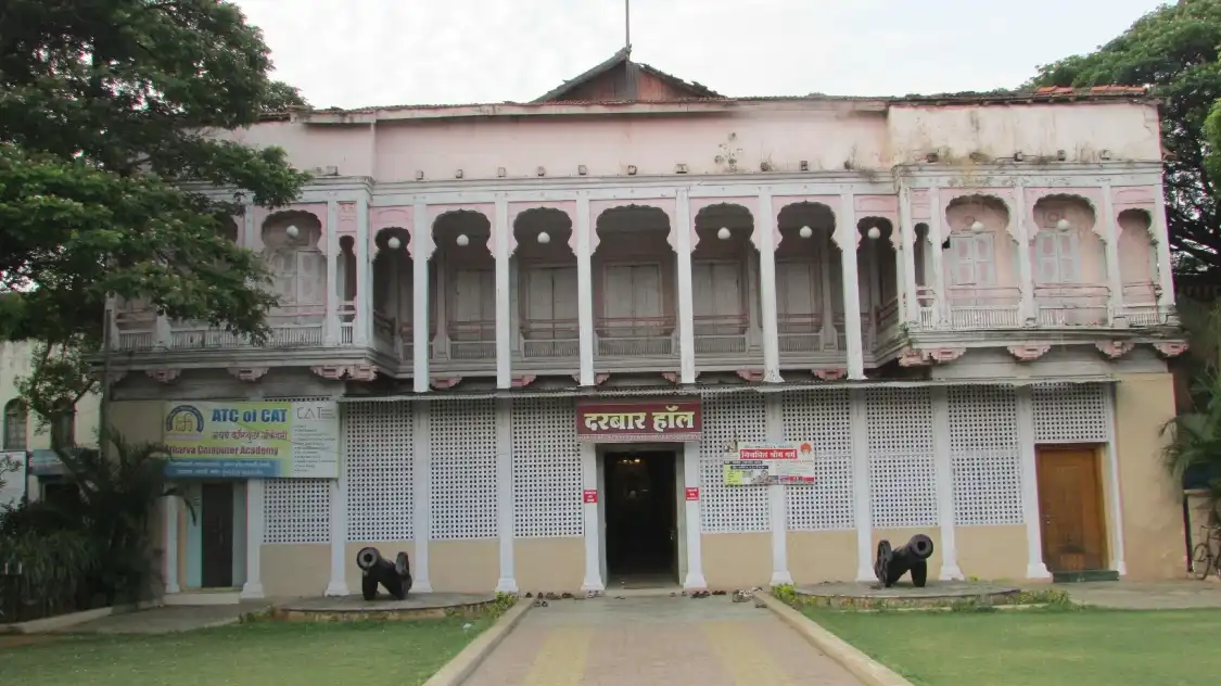 Hotels near Sangli Fort
