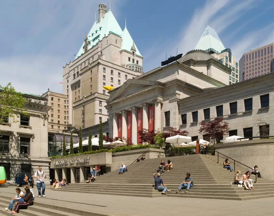 2_Vancouver Art Gallery