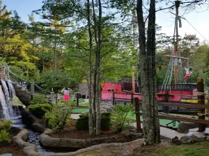 Pirate's Cove Adventure Golf