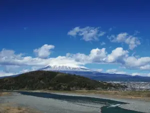 Road Station Fujikawa Rakuza