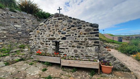 The Holy Well and Chapel of St Trillo
