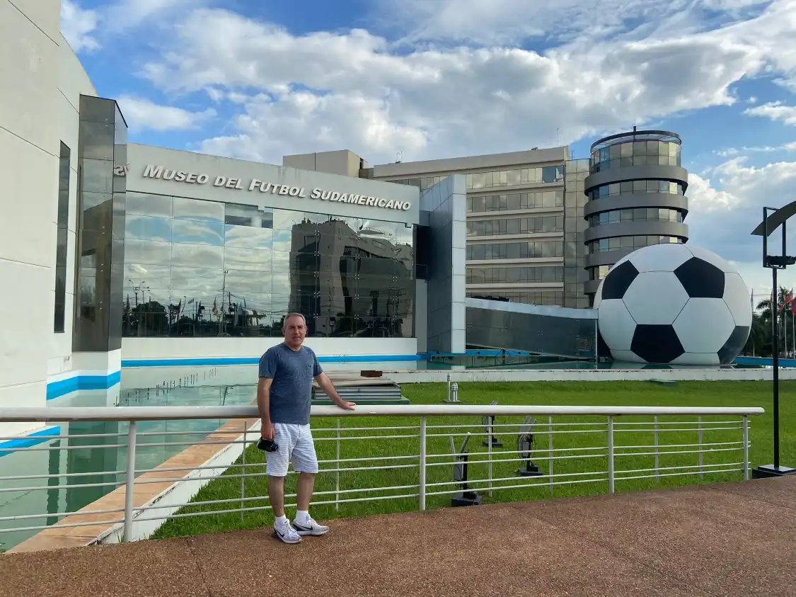 Hotels near Museo Del Futbol Sudamericano