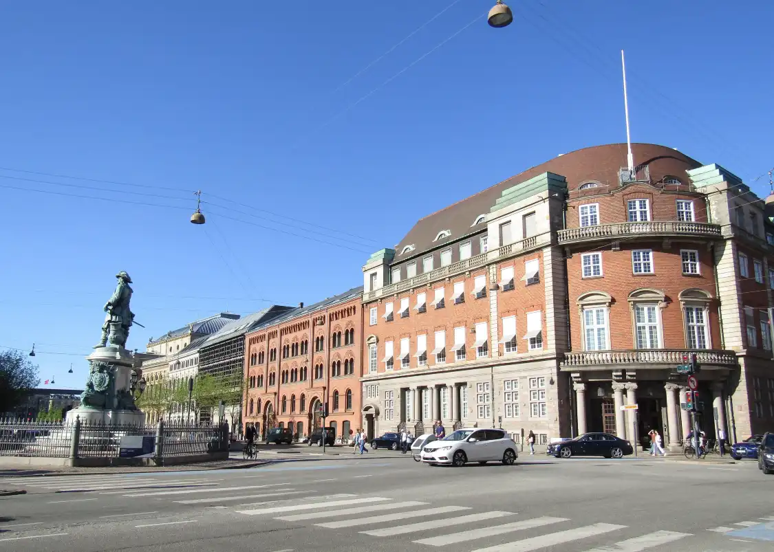 Hotels near Niels Juel