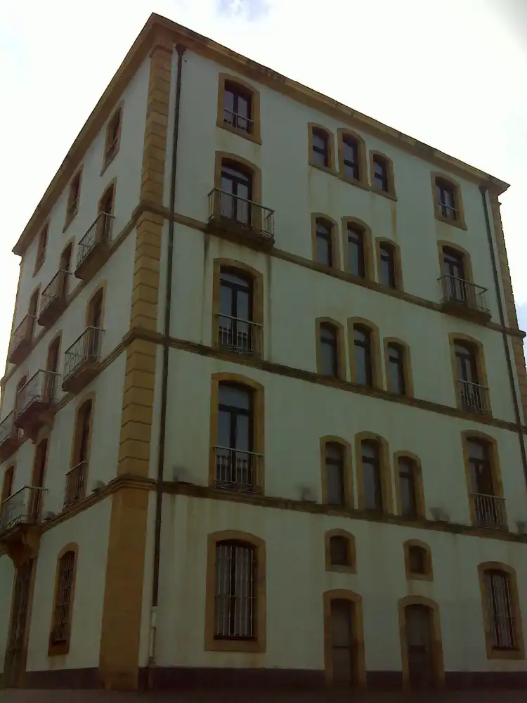 Hotels near Photomuseum