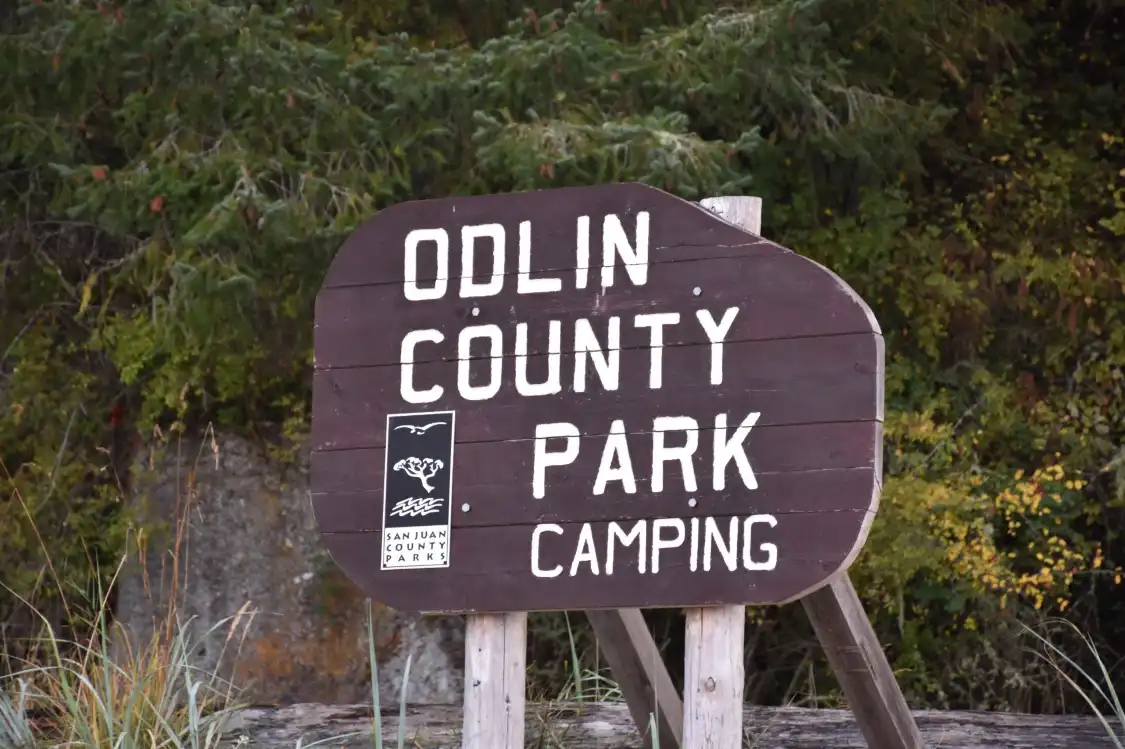 Odlin County Park附近的飯店