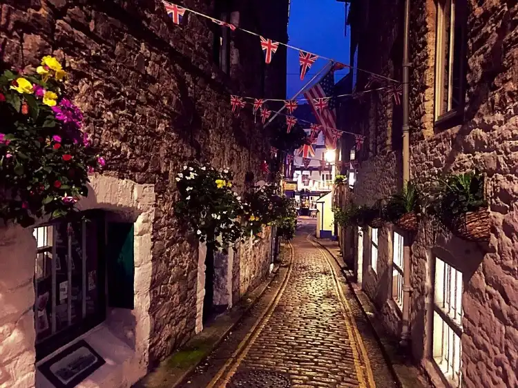 Hotels near Haunted Plymouth