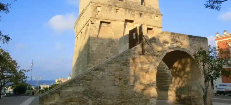 Hotels in Torre a Mare