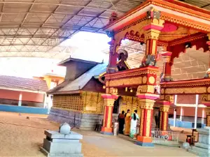 Shri Bhagavathi Devi Temple (Sasihitlu)