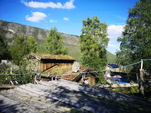 Nissegården Cabins and Activities