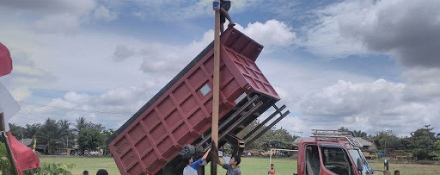 Lapangan sepak Bola Desa Tebru Paser Damai
