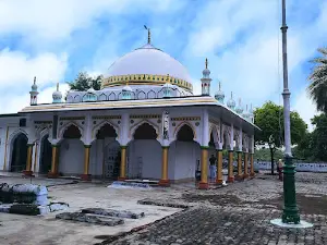 Dargah Hazrat Shaikh Saaduddin Khairabadi (Bade Makhdoom Sahab) R.A.