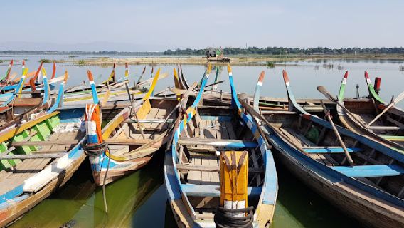 Taung Tha Man Lake