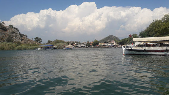 Eğitim Kültür Ve Kent Konseyi Toplantı Salonu