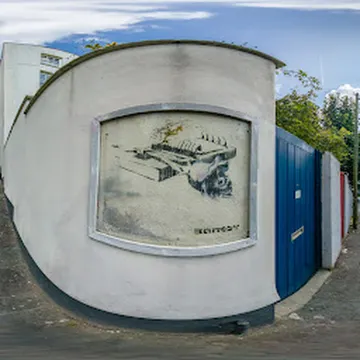 Banksy’s Rose on a Mousetrap