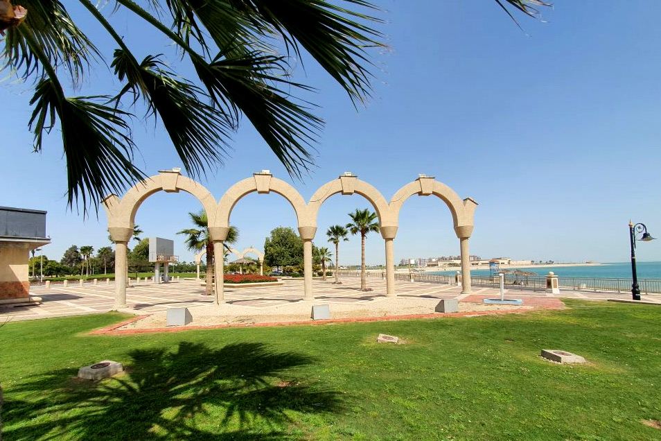 Compare 3 airports near Al Jubail