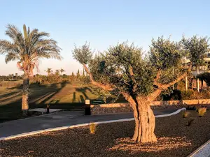 Roda Golf Club House