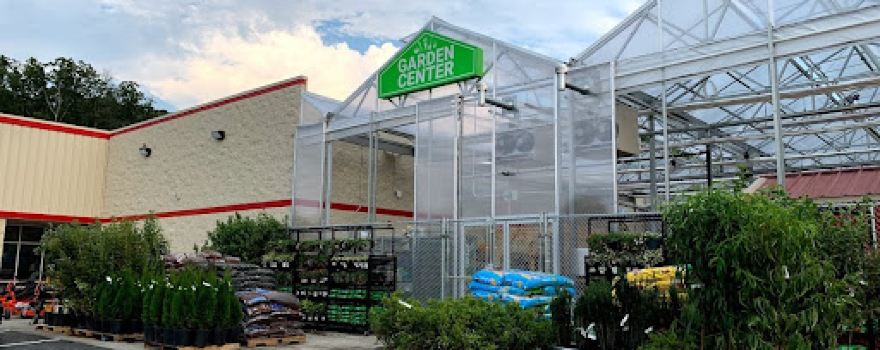 Garden Center at Tractor Supply