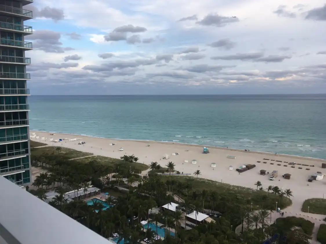 Hotels near Skybar at The Shore Club