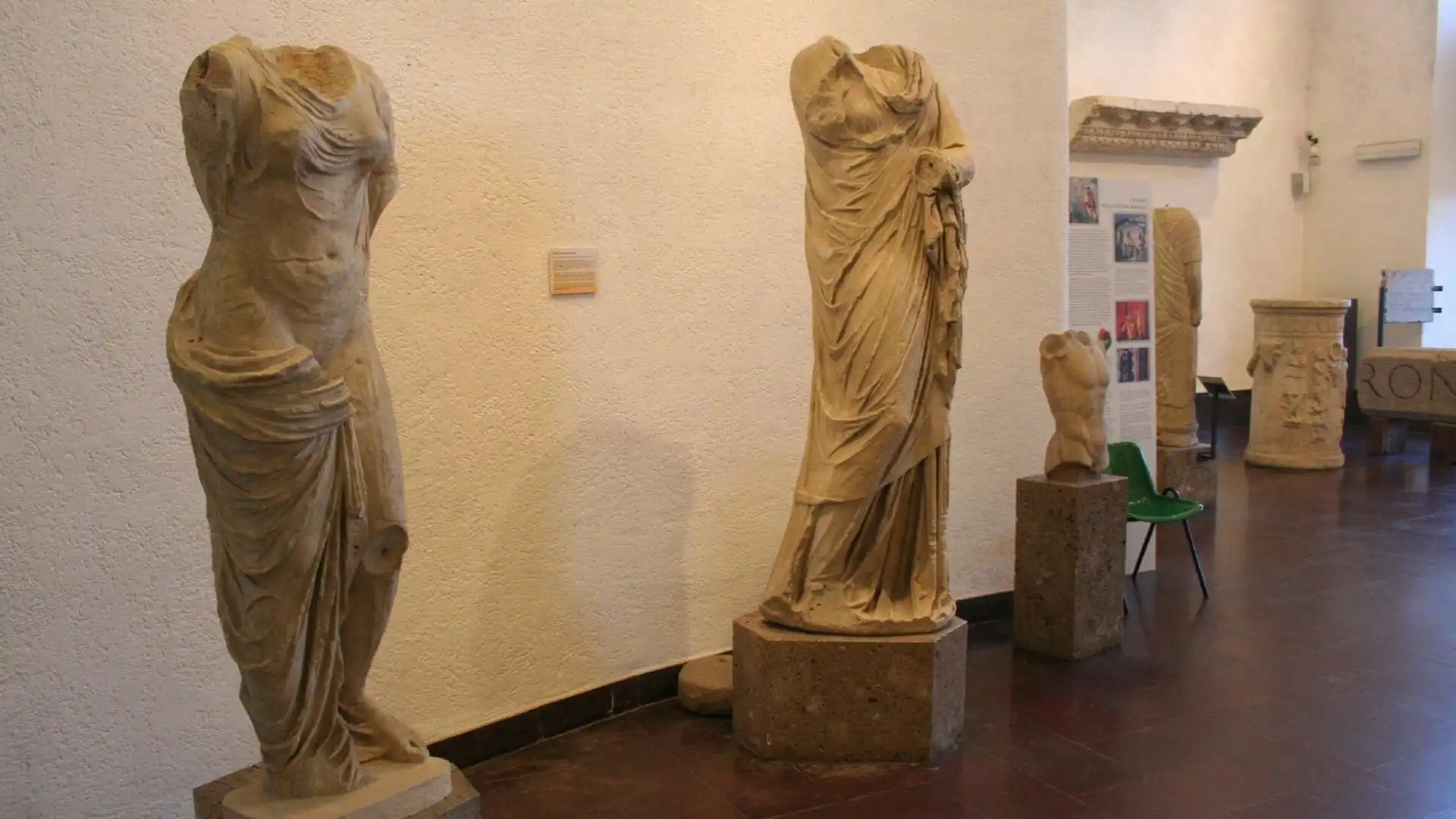 Hotels near Civic Archaeological Museum