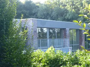 Thermen Born