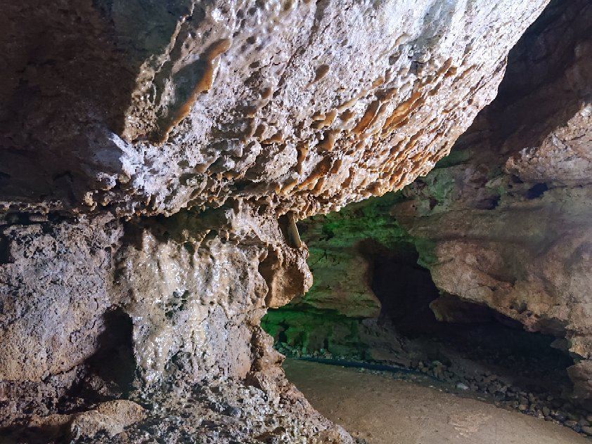 Totsui Limestone Cave