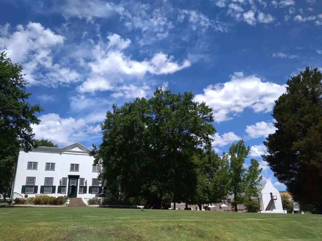 Hotels near Uitkyk Wine Estate