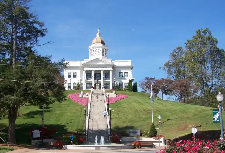 Hotels in Sylva