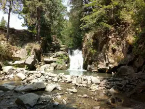 Zaskalnik Watrefall (Wodospad Zaskalnik)
