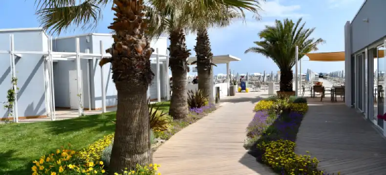 Hotels in Torre Pedrera