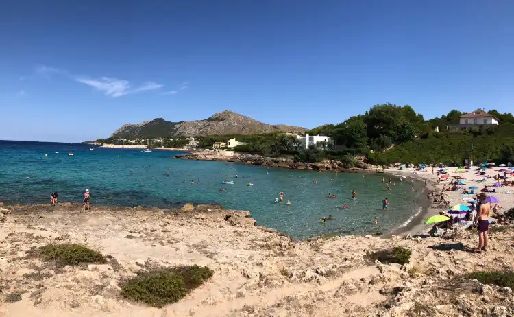 Hotels near Playa de Sant Pere