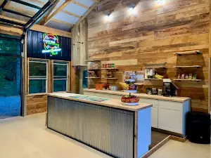 Seven Pines River Resort