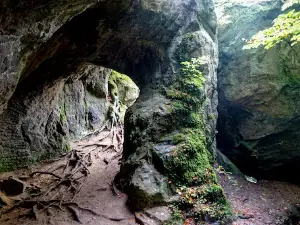 Hohllay cave