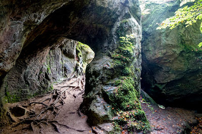 Hohllay cave