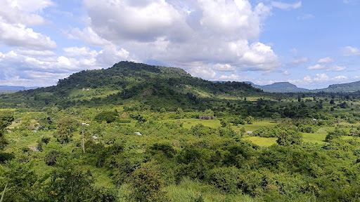 Poeng Ta Kho (Amazing Cliff)