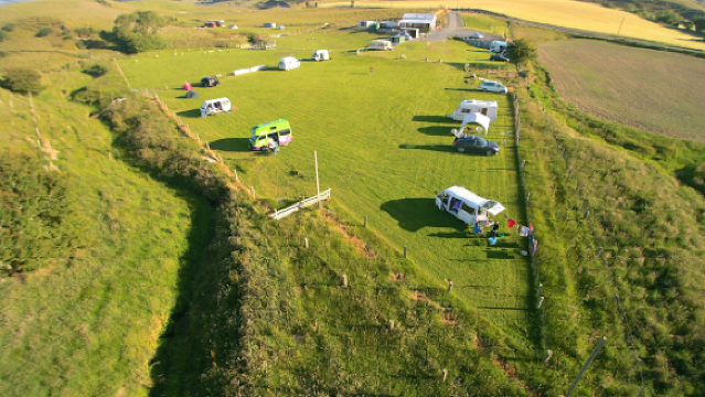 Hillview camp site & backpackers