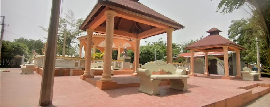 Municipal De Las Salinas Park