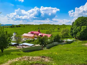 Mănăstirea Cârnu