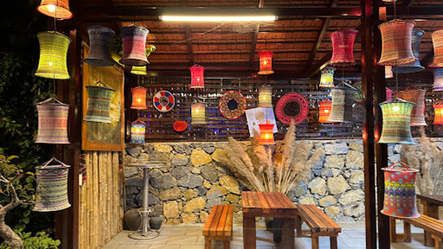 PHỐ ĐI BỘ MỘC CHÂU