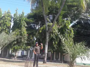 Masjid Agung Al-Umarain Benteng