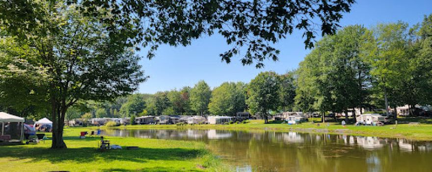 Domaine des Érables | Camping VR et chalets Parkbridge.