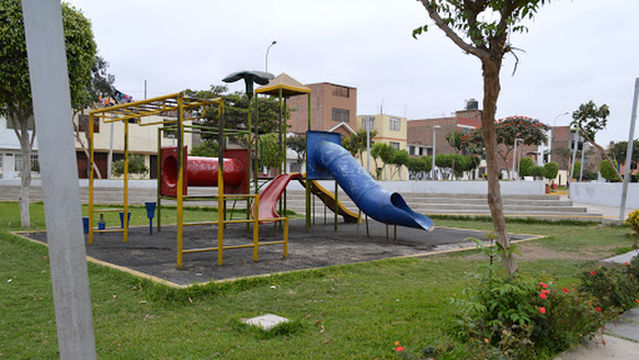 N° 2 Urb. Santa Rosa Park