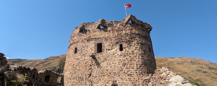 Şeytan Castle
